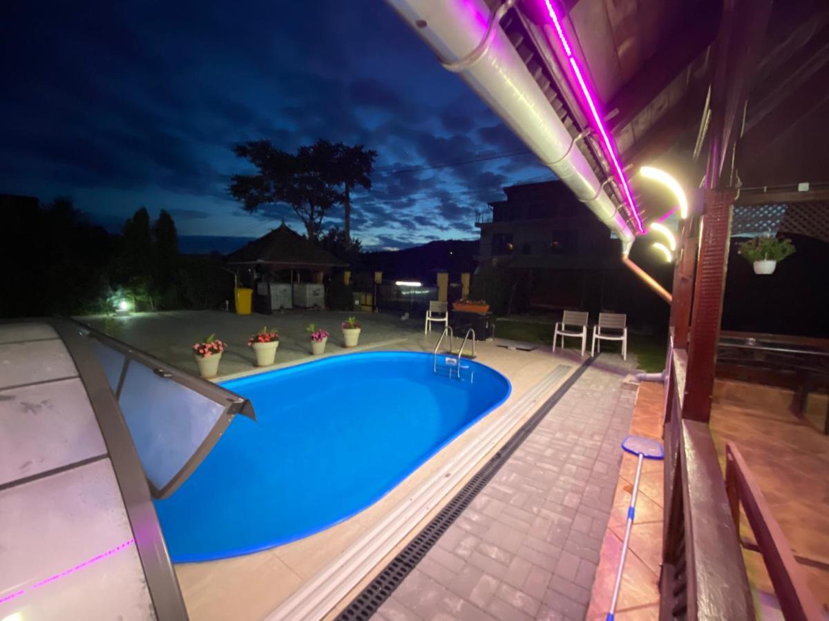 Hotel Vila Eszter Sovata Esterno foto