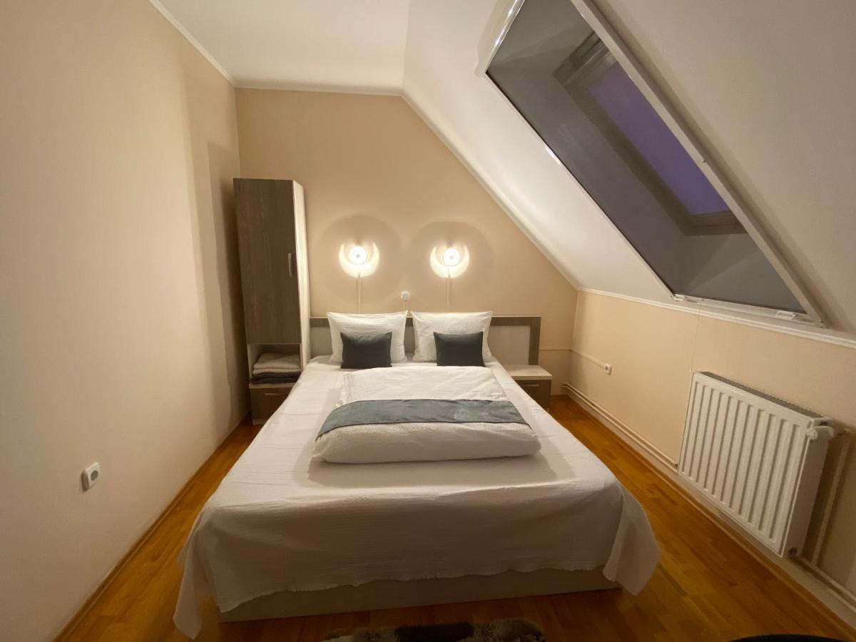 Hotel Vila Eszter Sovata Esterno foto