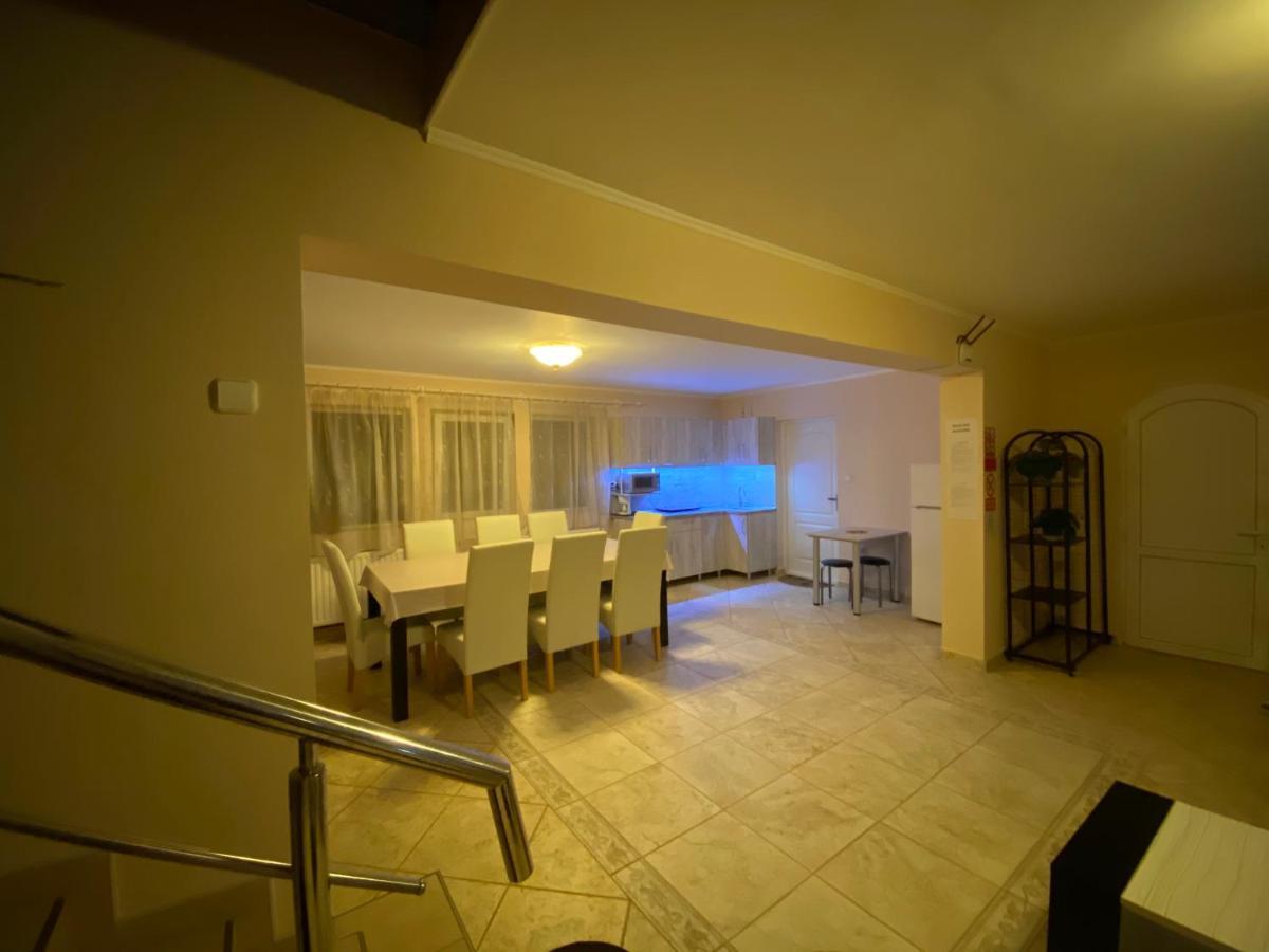 Hotel Vila Eszter Sovata Esterno foto