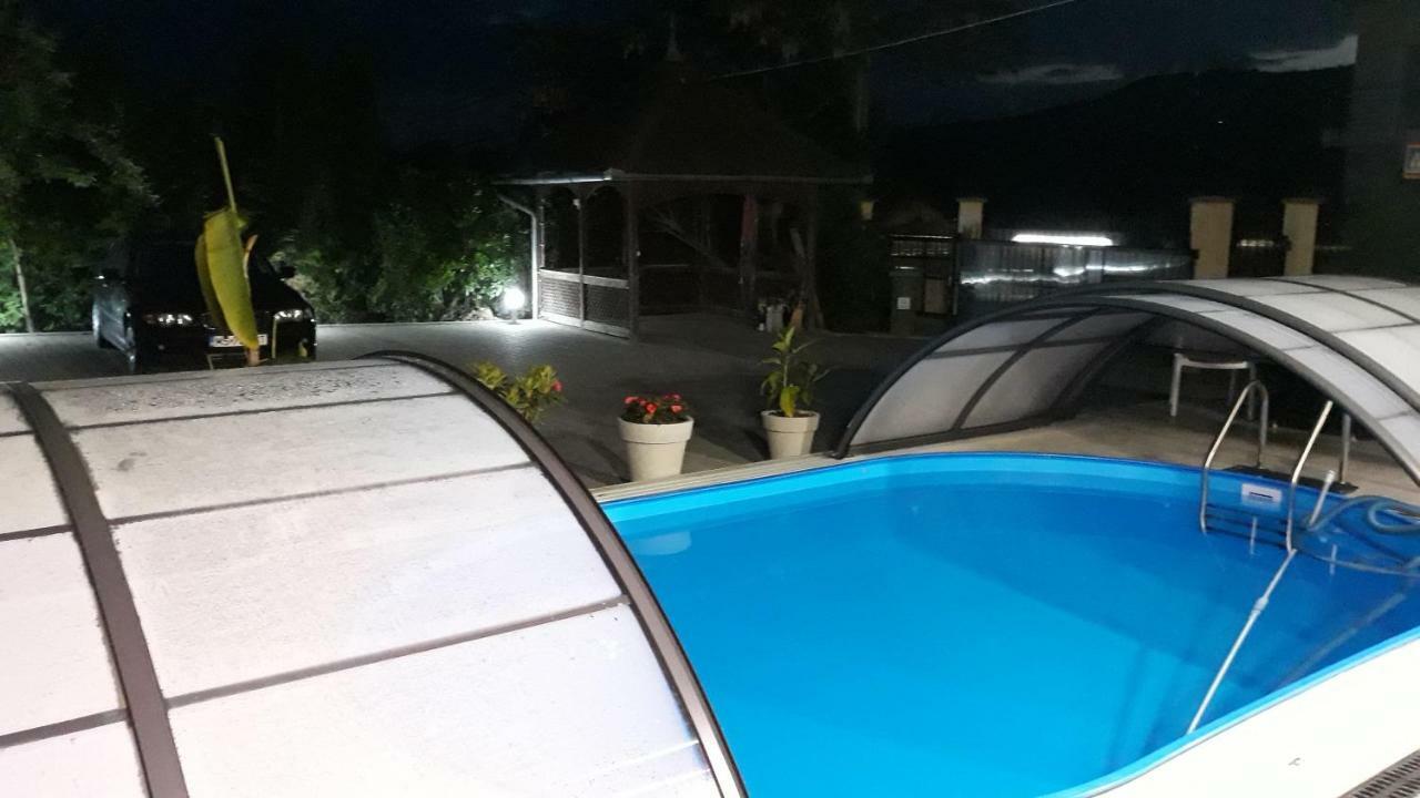 Hotel Vila Eszter Sovata Esterno foto